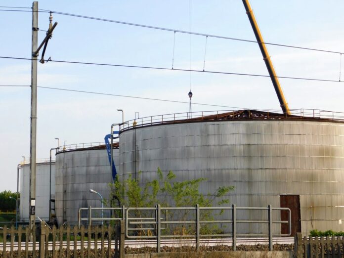 cisterna ies mantova polo chimico