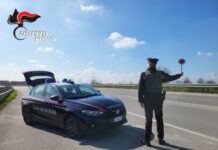Raid vandalico al campo sportivo di Borgo Virgilio: spogliatoi imbrattati con la vernice blu