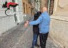 Furto con la tecnica dell’abbraccio a Pozzolo sul Mincio: derubato un anziano, denunciata una coppia