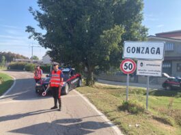 Guida senza patente e manda la sorella in caserma per i controlli: smascherata e denunciata a Gonzaga