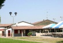 Ancora vandali al centro sportivo Pertini a San Girgio Bigarello: danneggiato il bagno esterno