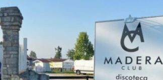 Insulti e cori contro le Forze dell’Ordine durante il controllo in discoteca: denunciato un 19enne