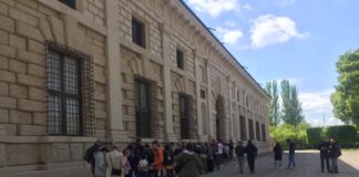 Ferragosto 2026: il grande caldo frena le città, a Mantova flessione del 10%. Volano le prenotazioni last minute