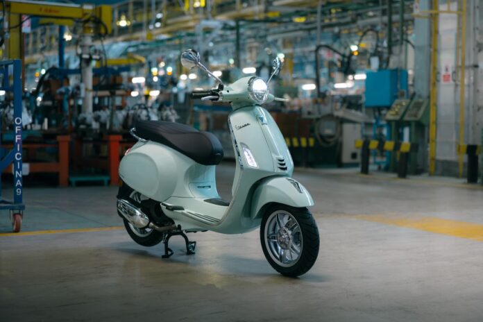 01 Vespa Primavera 125 2_4141117
