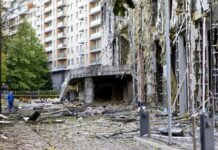 Riprendono gli attacchi russi su Kiev, almeno due morti e sette feriti