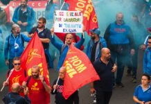 Ex Ilva, sciopero dell’indotto a Taranto. Blocchi stradali contro i licenziamenti