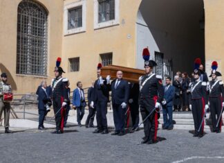 L’ultimo saluto a Emma Bonino, le sue lotte hanno cambiato l’Italia e il mondo