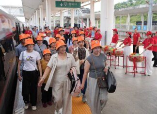 Cina, +1,5% negli investimenti per treni e binari tra gennaio e agosto