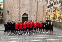 Basket serie B Interregionale – Stings, passerella in centro tra l’entusiasmo dei tifosi. Stasera ultimo test a Piacenza