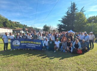 Pontida, un ulivo per Bossi e Salvini “passa” la prova dei suoi