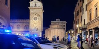 Sicurezza e controlli a Mantova: raffica di sanzioni della Polizia Locale. Chiusi due locali e un panificio abusivo