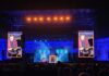 Irriverenza e tenerezza sul palco con Din Don Down