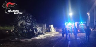 Roverbella, due aziende a fuoco nella notte: l’ombra del dolo e il sequestro giudiziario