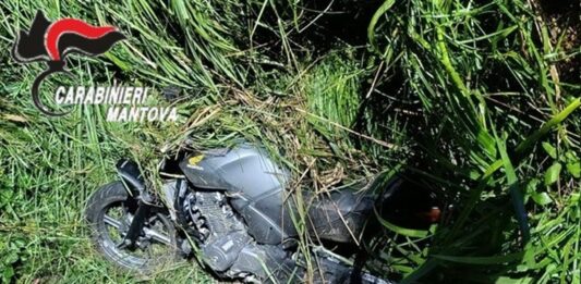 Tragico incidente sulla Statale 62 a Roverbella: perde il controllo della moto e muore a 48 anni