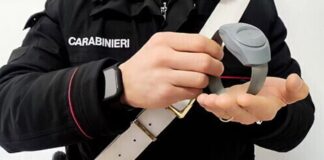 Picchia e vessa l’ex moglie a Suzzara: arresto con braccialetto elettronico per un 37enne