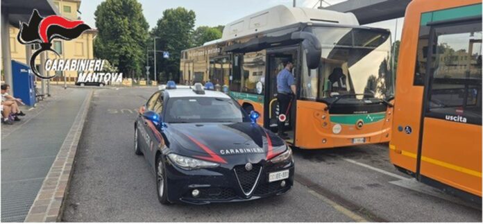 Carabinieri autobus