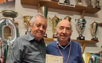 Tamburello – Arturo Danieli, 90 e non sentirli. Tutti riuniti a Castellaro per festeggiare il “presidentissimo”