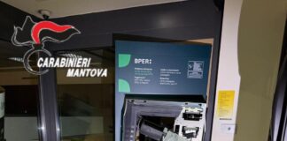 Boato nella notte, assalto esplosivo alla Bper: rubati 40mila euro