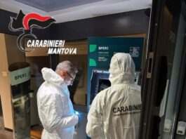 Notte di assalti e spaccate nel Mantovano: colpo da 40mila euro alla Bper, falliti altri due blitz a Viadana