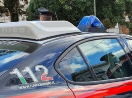 Fuochi d’artificio sul tetto del condominio: due 17enni denunciati dai Carabinieri