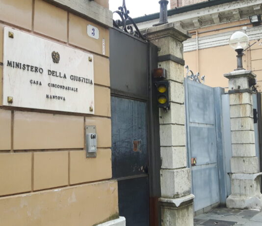 Lite in casa dopo aver assunto droga: 40enne accoltella il convivente a Borgo Virgilio