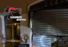 Tentativo di spaccata in una gioielleria di Roverbella