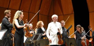 Creatività ed estetica, il gran ritorno di Gidon Kremer e la Kremerata Baltica. Per Tempo d’Orchestra al Teatro Sociale