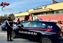 Vandali alla polisportiva La Stella: palco imbrattato con scritte blasfeme
